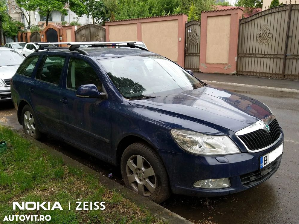 Skoda Octavia Combi 2.0 TDI DPF Elegance 4x4 - 1