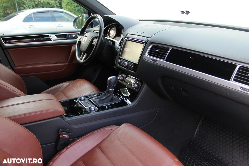 Volkswagen Touareg 3.0 V6 TDI BMT - 13