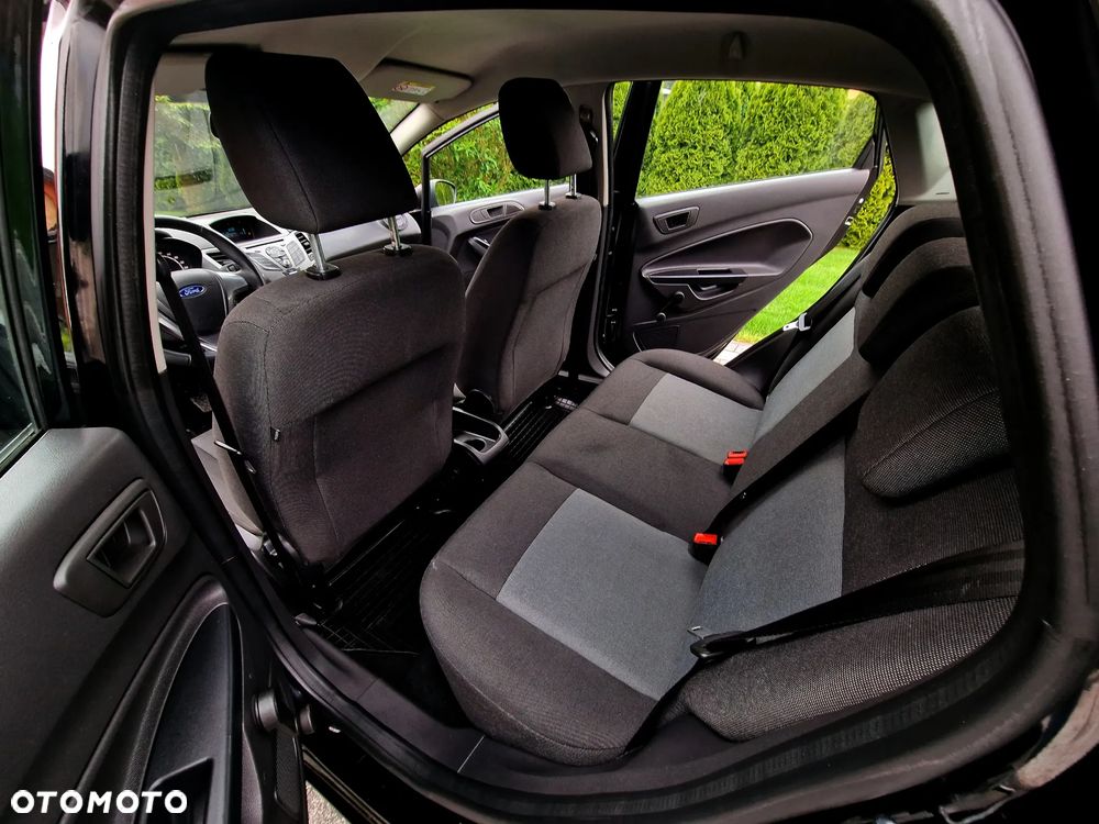 Ford Fiesta 1.5 TDCi Trend EU6 - 19