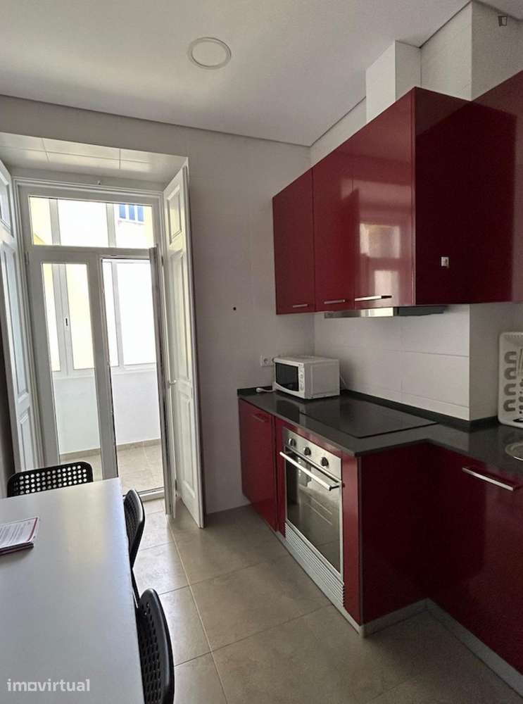 Quarto - localizado em Sete Rios Lisbon - Grande imagem: 4/23