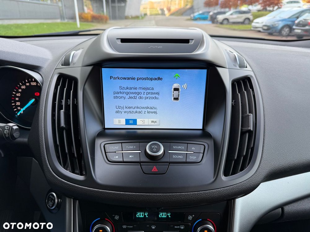 Ford Kuga 1.5 EcoBoost 2x4 Titanium - 20