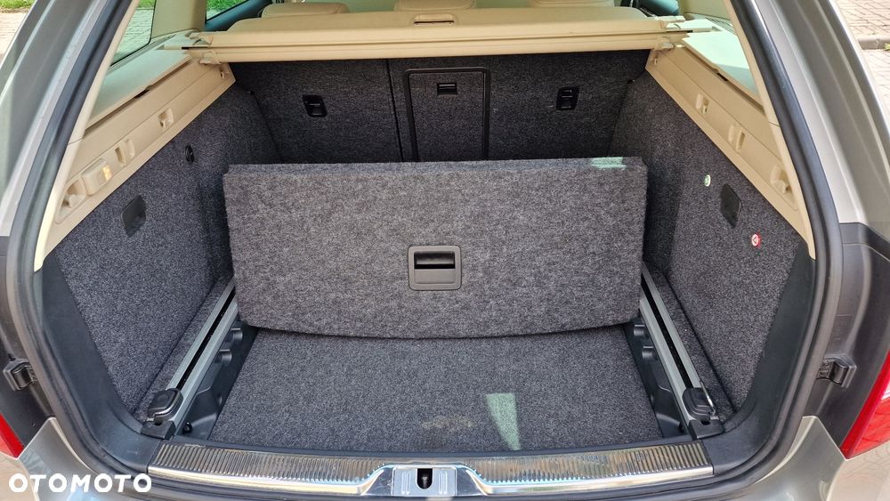 Skoda Superb 1.8 TSI Platinum DSG - 30