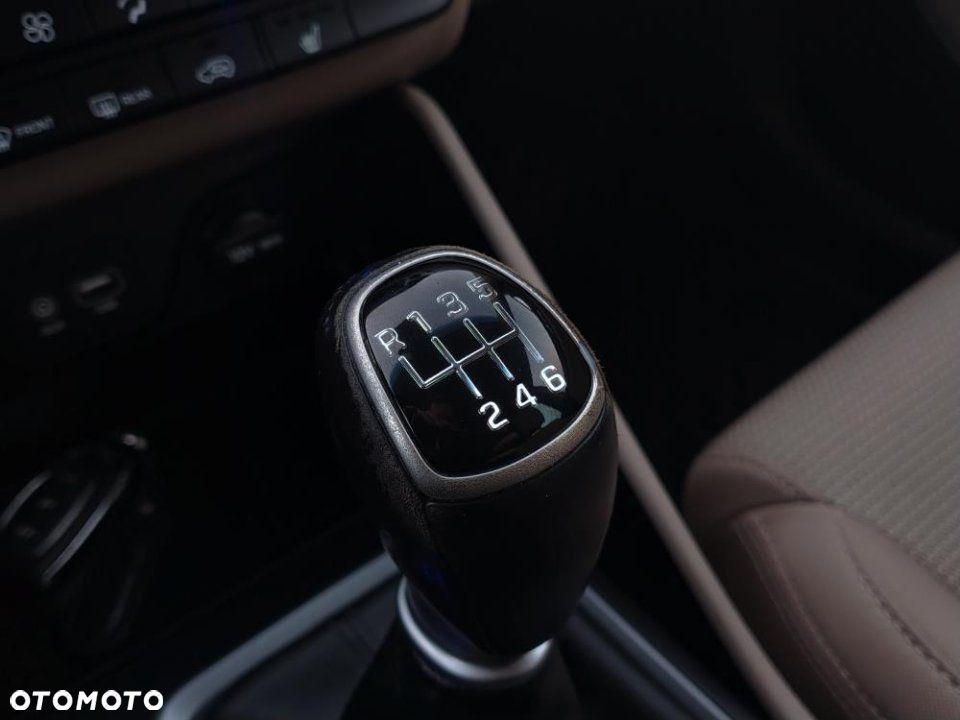 Hyundai Tucson - 25