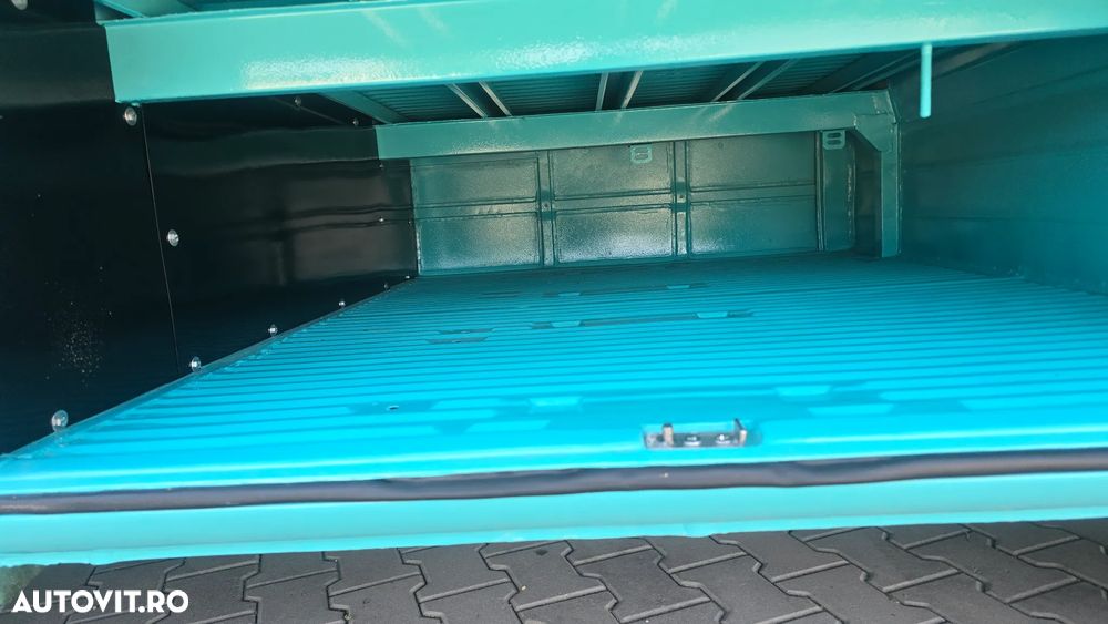 Volkswagen Transporter - 27