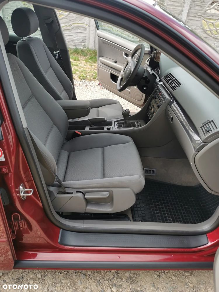 Audi A4 Limousine 2 - 24