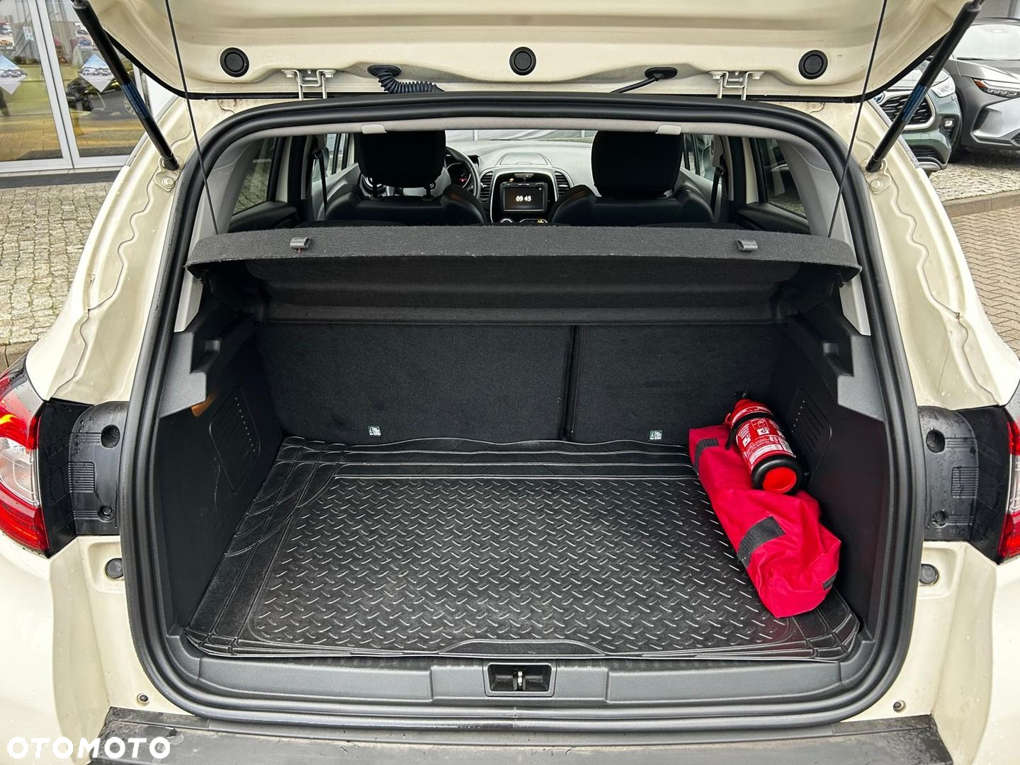Renault Captur 1.3 Energy TCe FAP Intens - 8