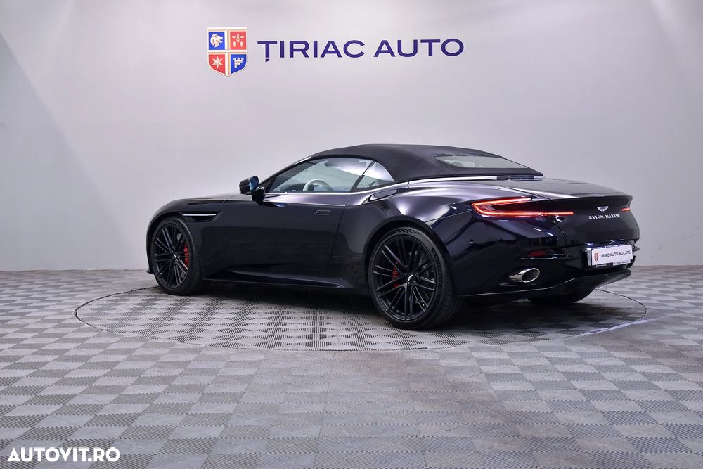 Aston Martin DB12 Volante - 3