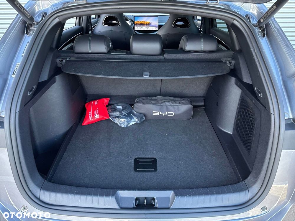 BYD Seal U - 35