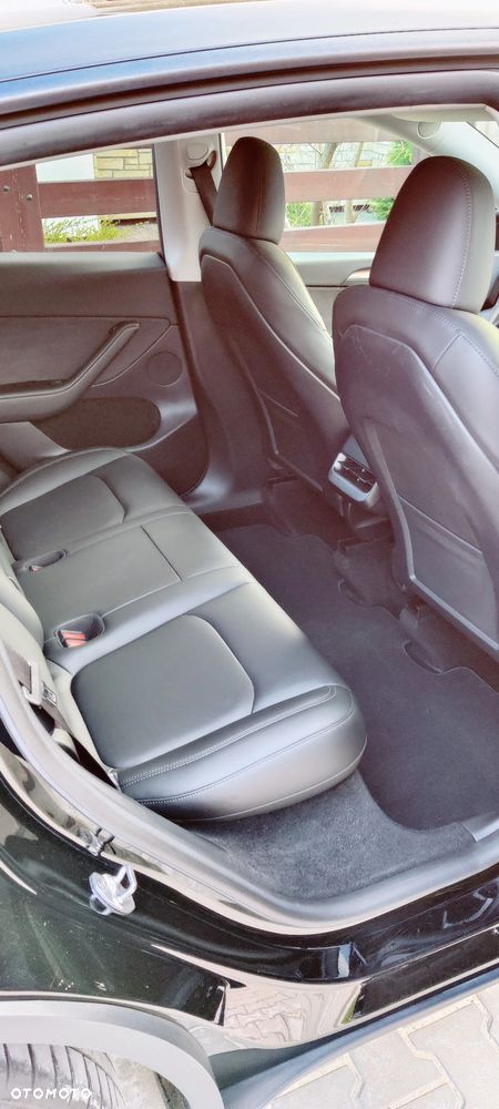 Tesla Y RWD - 7