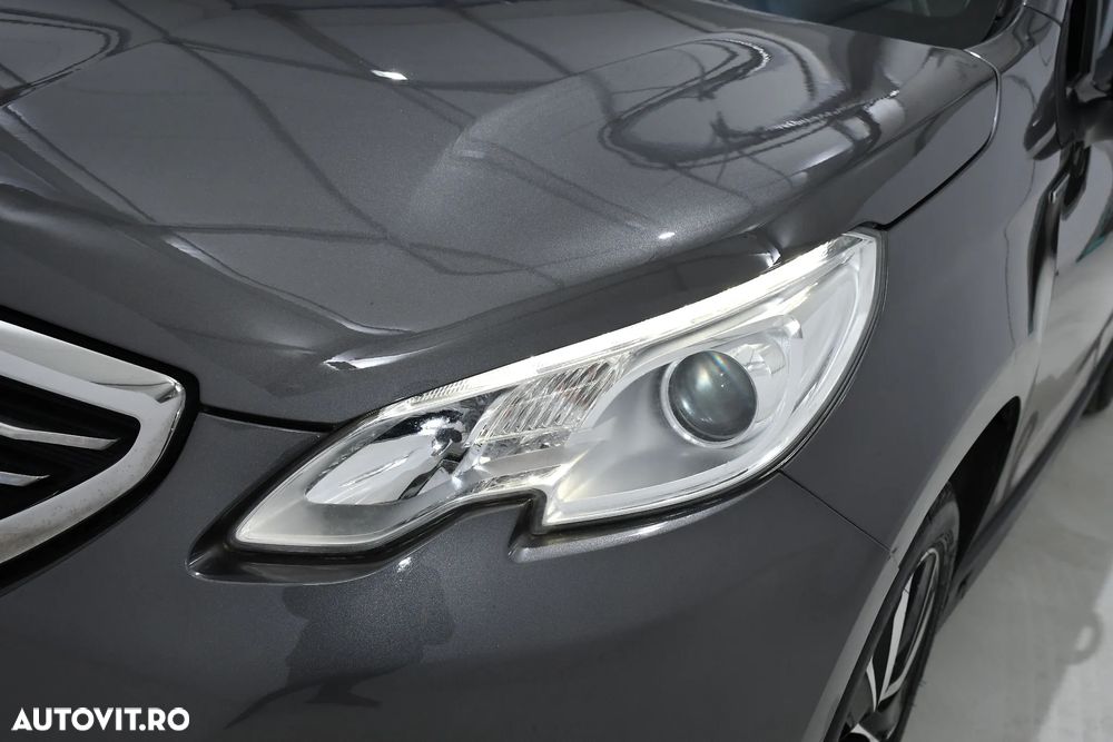 Peugeot 2008 PureTech 110 Stop&Start Crossway - 25