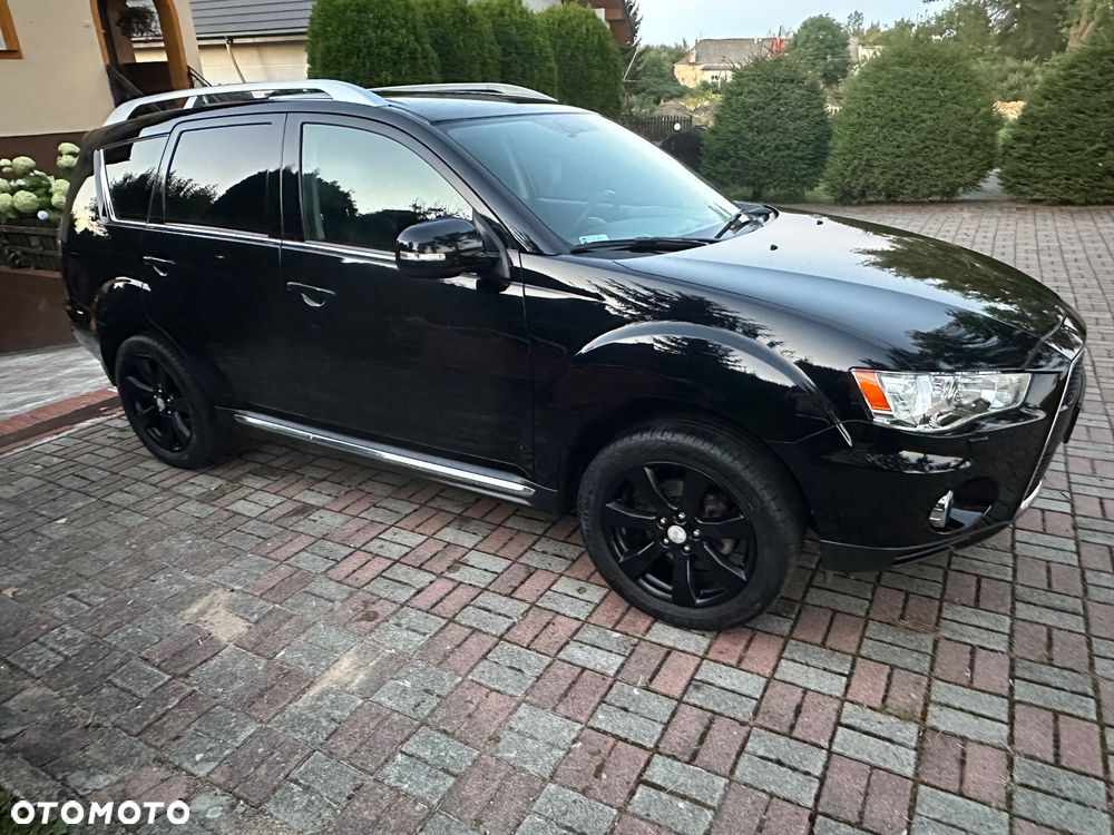 Mitsubishi Outlander 2.0 DID Intense + - 11