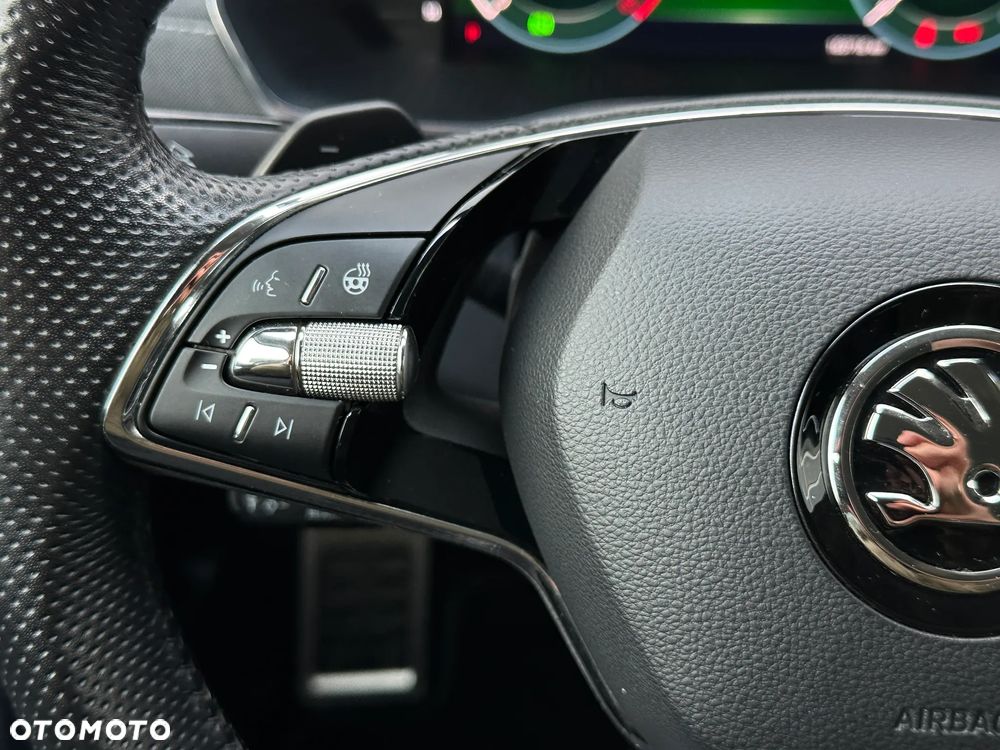 Skoda Octavia 2.0 TDI SCR Style DSG - 17