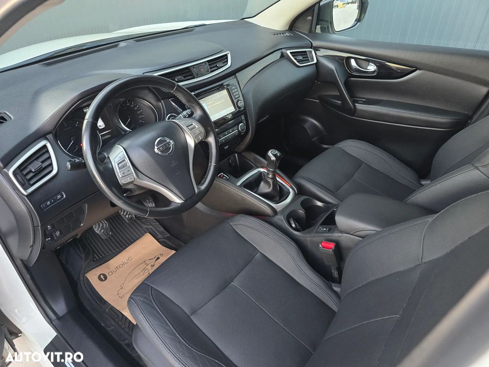 Nissan Qashqai 1.5 DCI Start/Stop Tekna - 6