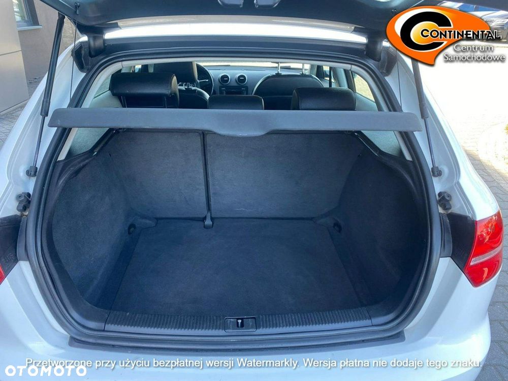 Audi A3 Sportback - 6