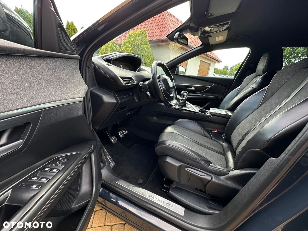 Peugeot 3008 1.6 BlueHDi Allure S&S - 23