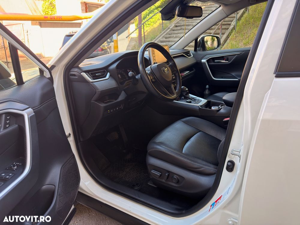 Toyota RAV4 2.0P CVT AWD Luxury - 5