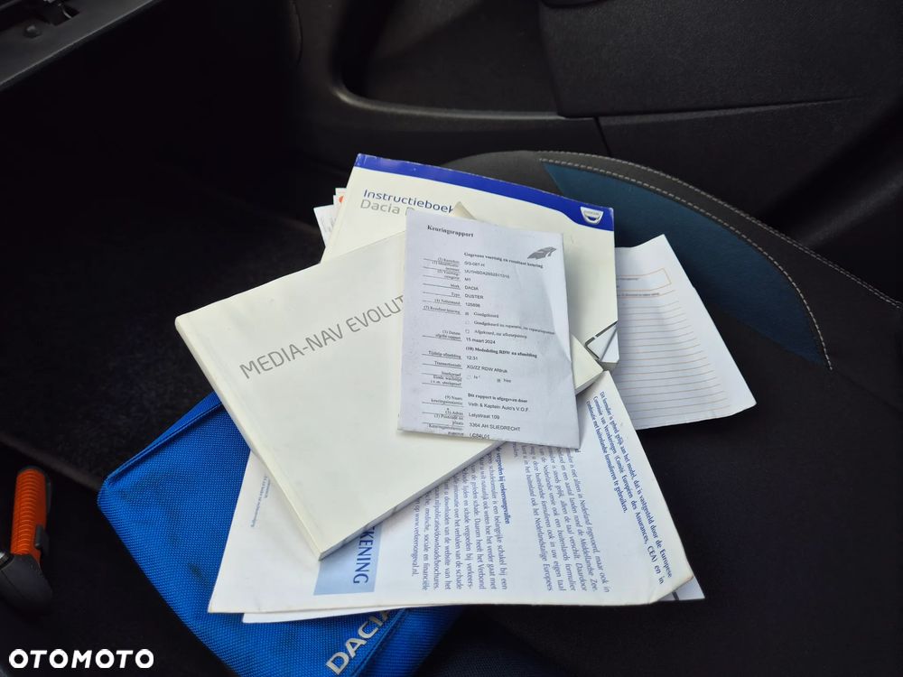 Dacia Duster 1.2 TCe Laureate S&S EU6 - 40