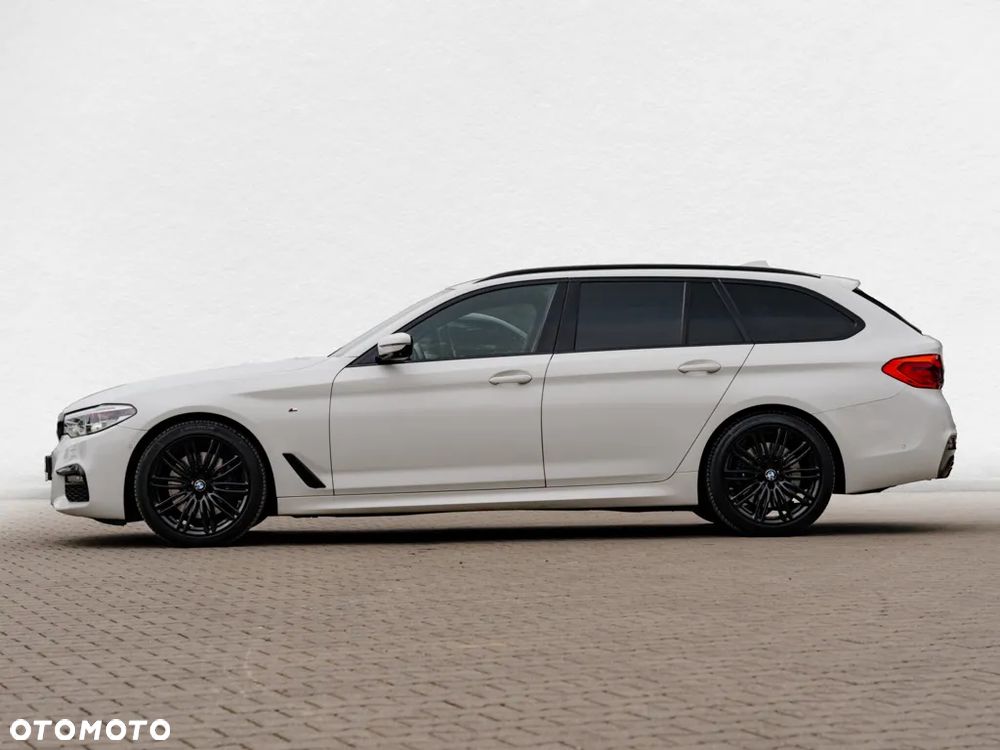 BMW Seria 5 530i xDrive Touring - 3