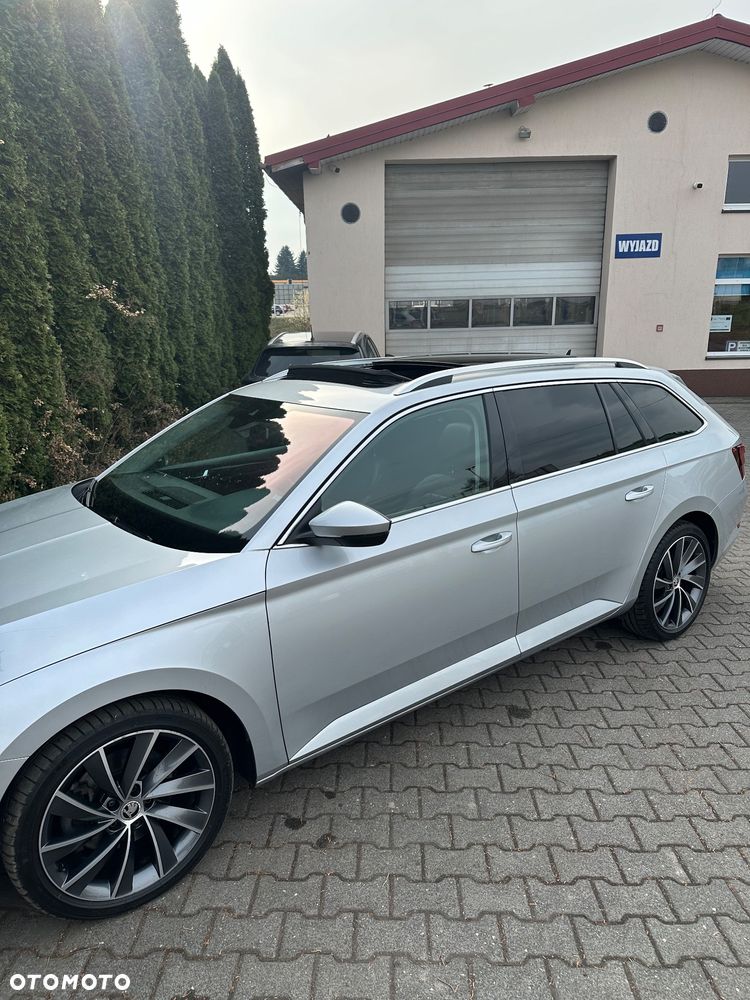Skoda Superb 2.0 TDI DSG L&K - 20