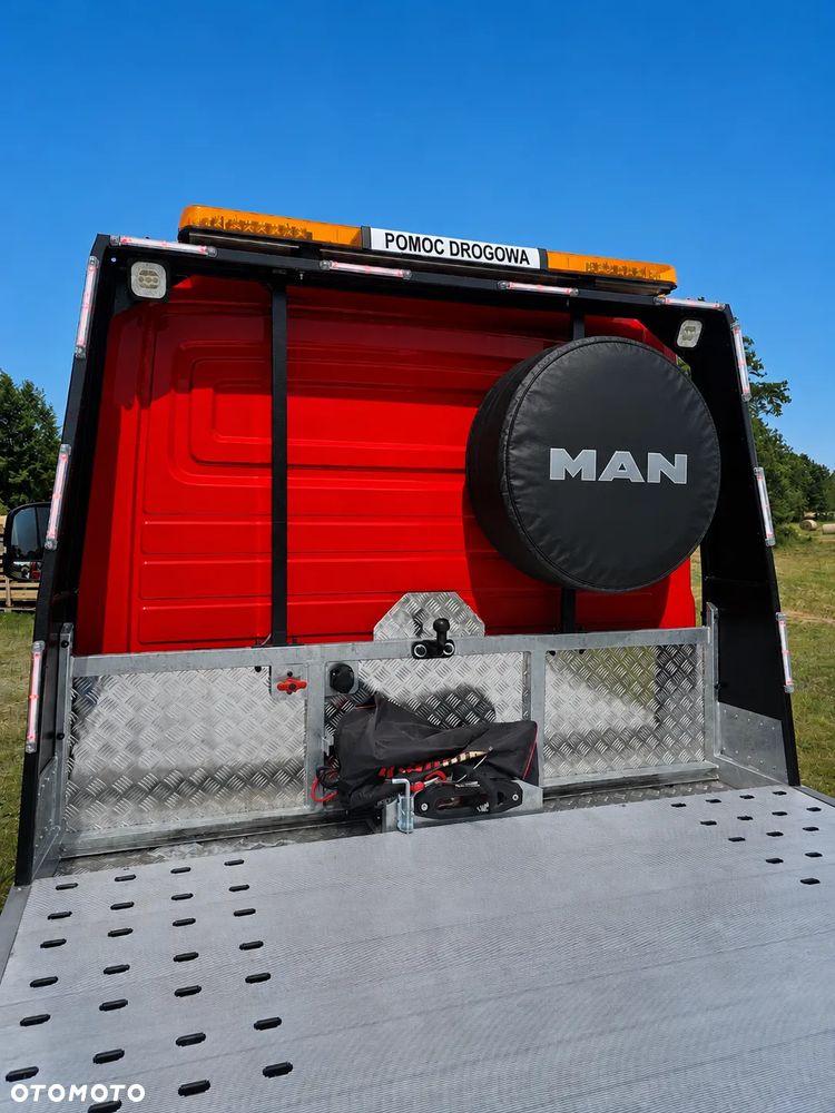 MAN TGE - 11
