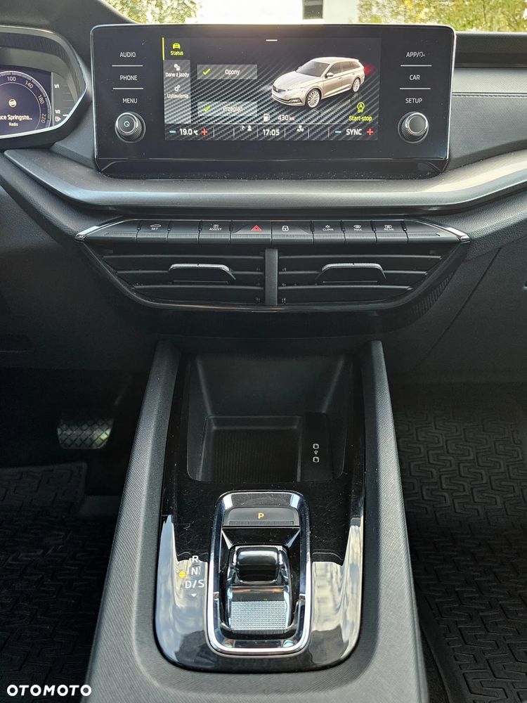 Skoda Octavia 2.0 TDI Ambition DSG - 28