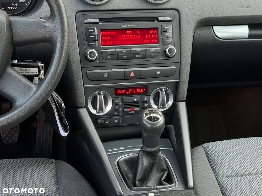 Audi A3 Sportback 1.6 Attraction - 26