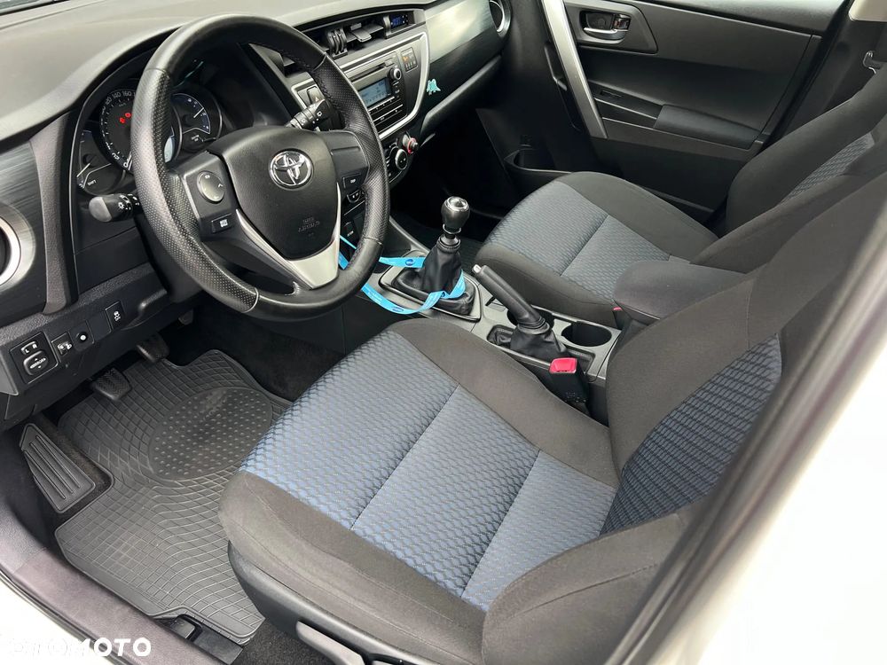 Toyota Auris 1.4 D-4D Active - 20