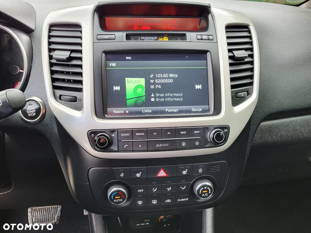 Kia Venga 1.6 CVVT Automatik Platinum Edition - 17