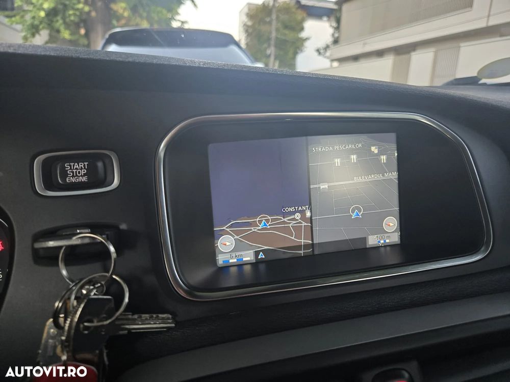 Volvo V40 D2 Aut. Momentum - 15