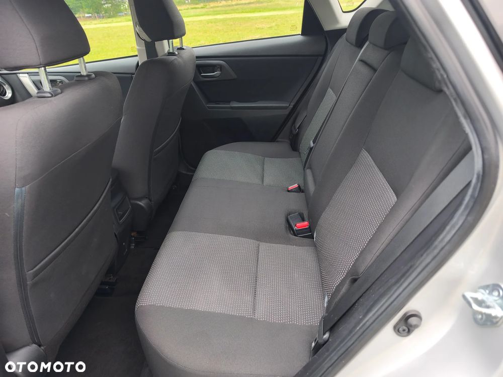 Toyota Auris 1.6 Executive - 13