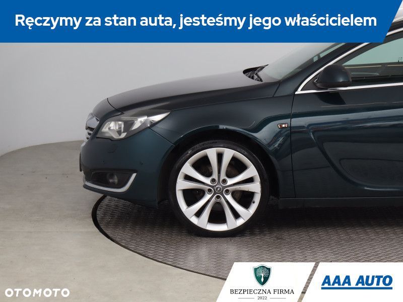 Opel Insignia - 16