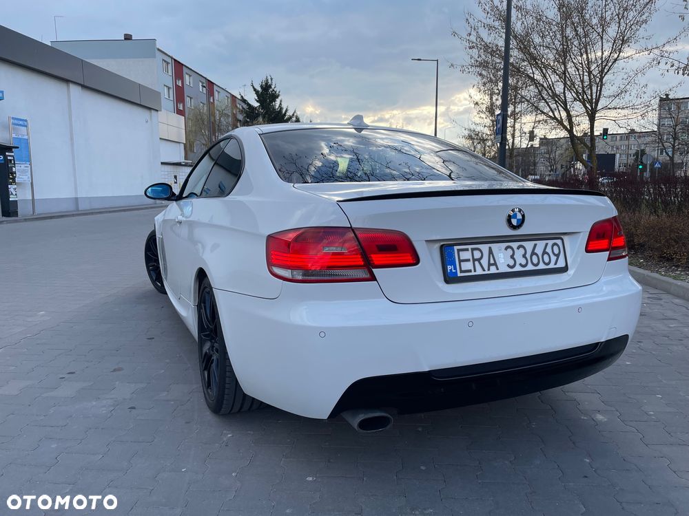 BMW Seria 3 320d - 4