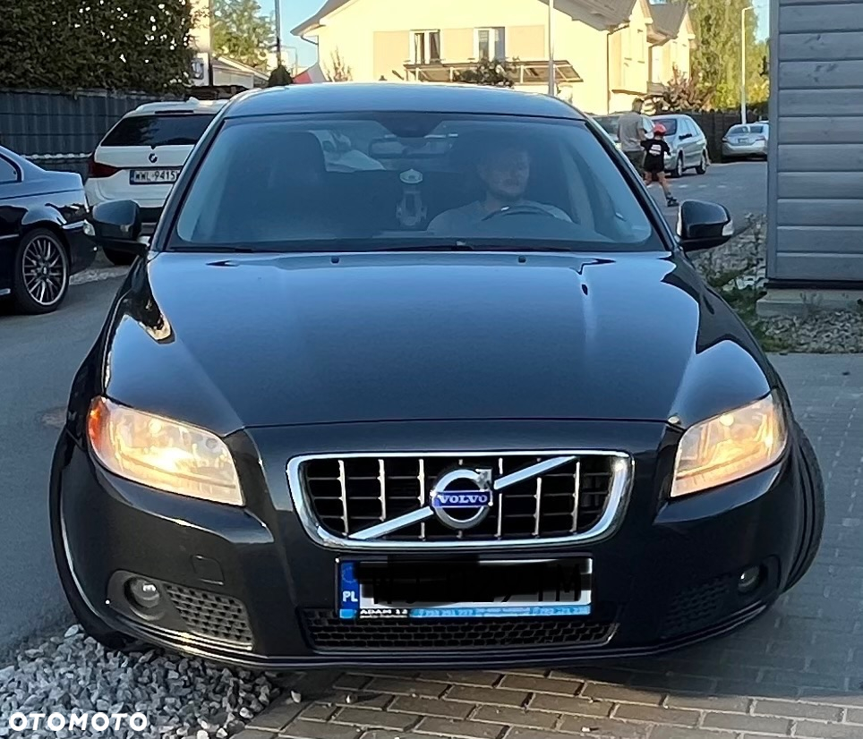 Volvo V70 - 3