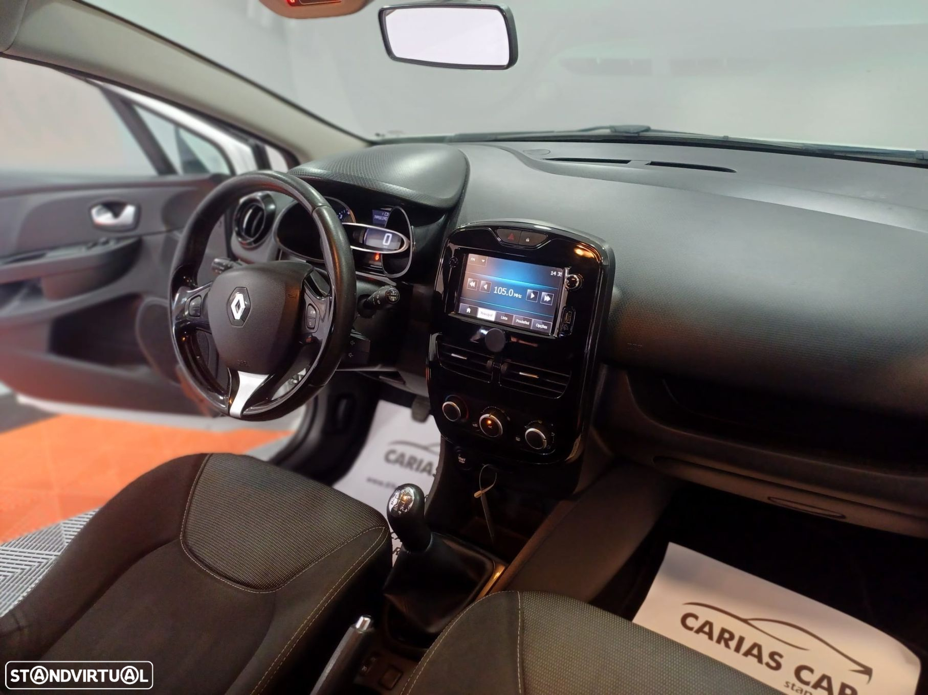 Renault Clio 1.5 dCi Dynamique S - 21