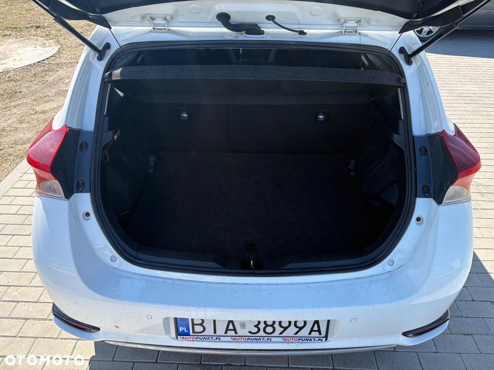 Toyota Auris - 9