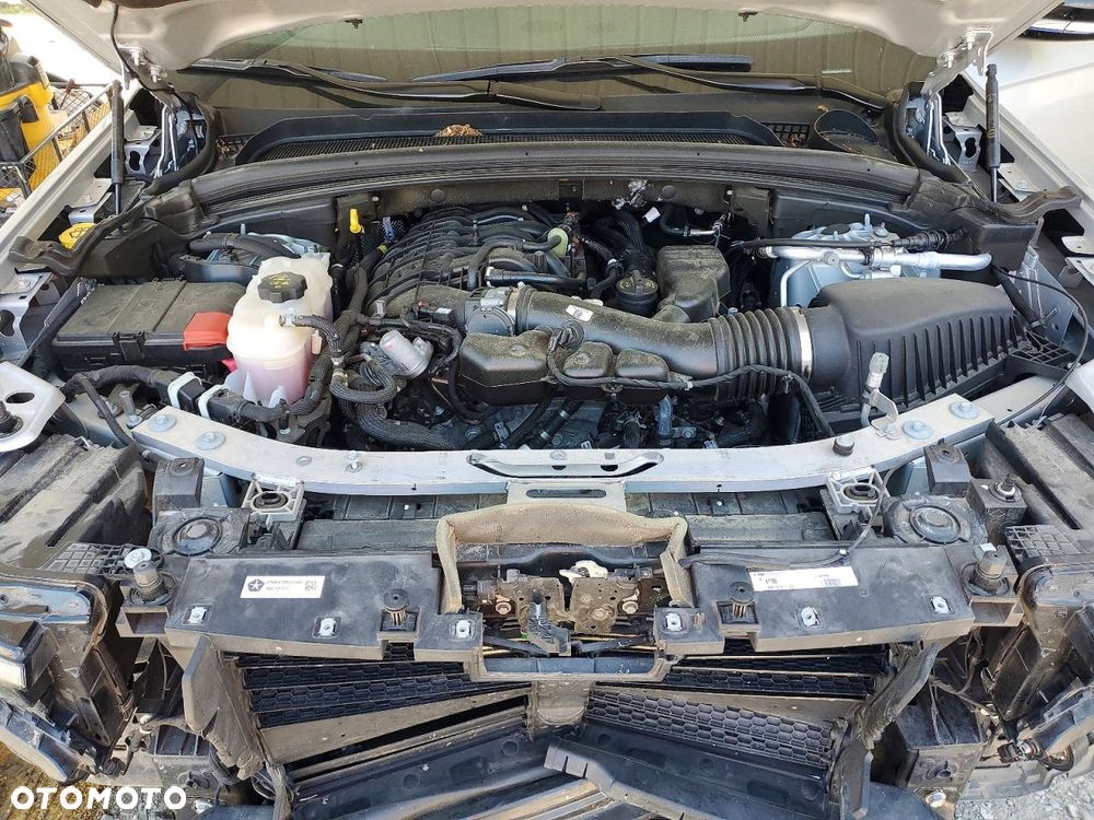 Jeep Grand Cherokee - 13