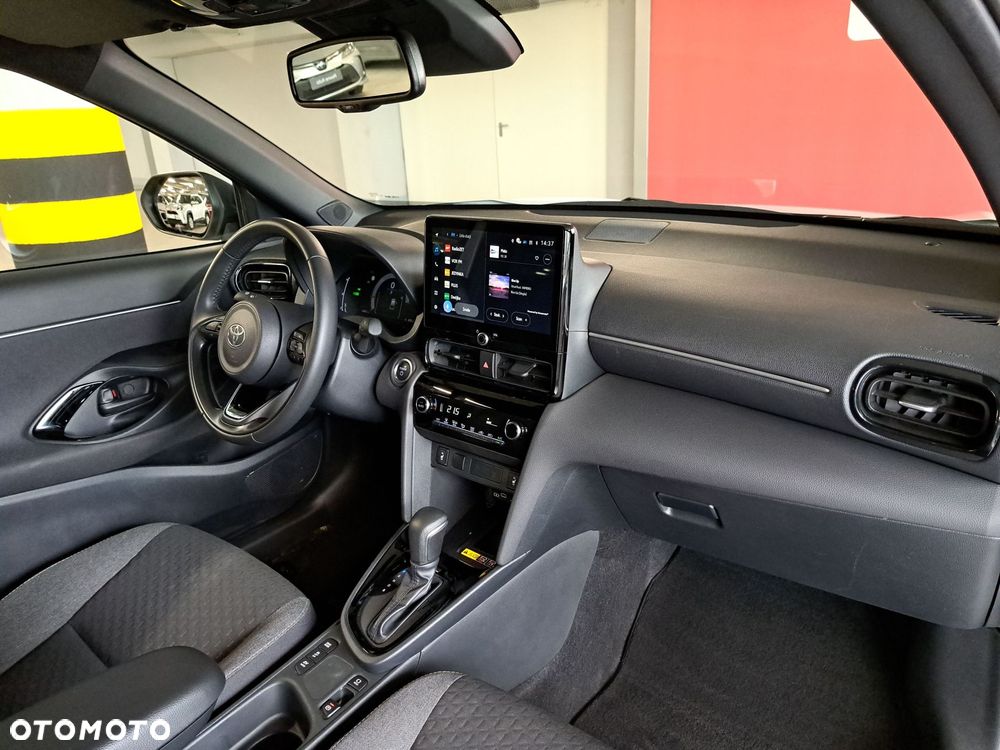 Toyota Yaris Cross Hybrid 1.5 Style - 17
