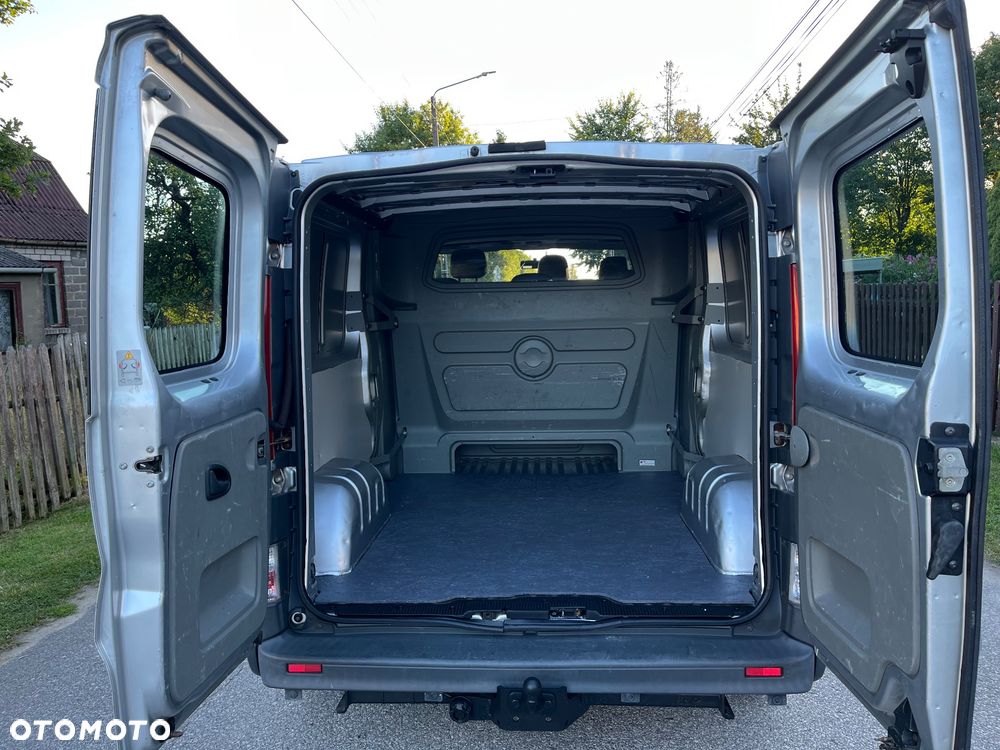 Renault TRAFIC - 8