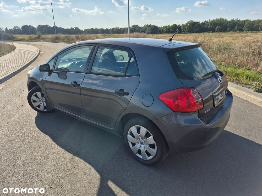 Toyota Auris 1.4 VVT-i Sol - 9