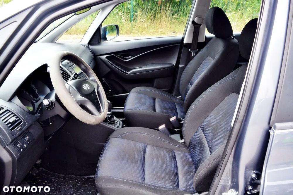 Hyundai ix20 1.4 CRDi Trend - 14