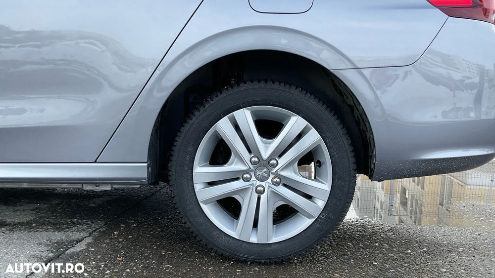 Peugeot 301 1.5 BlueHDI FAP Allure - 11