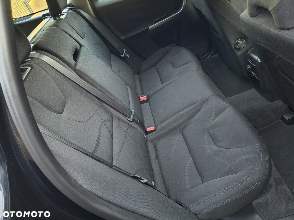 Volvo XC 60 D4 Kinetic - 20