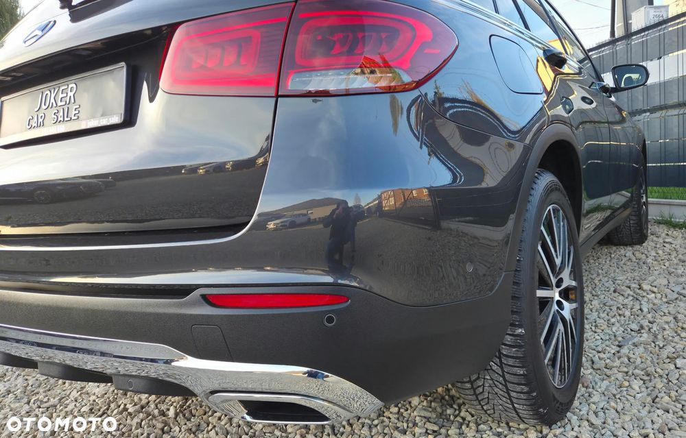 Mercedes-Benz GLC 200 d Business Edition - 35