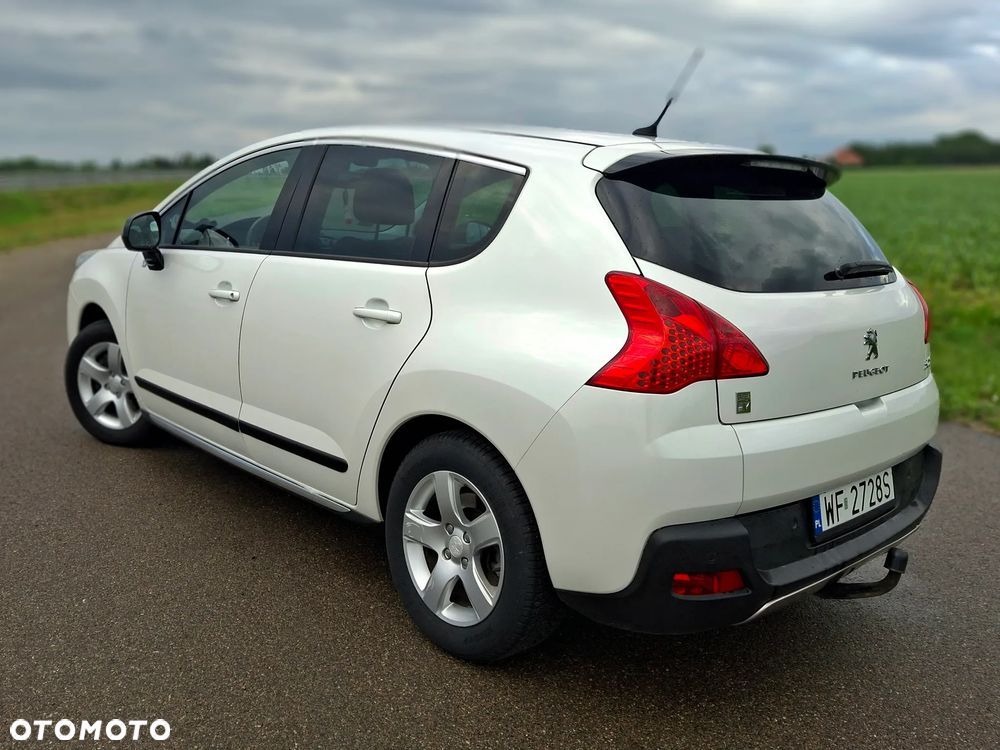 Peugeot 3008 2.0 HDi HYbrid4 - 9