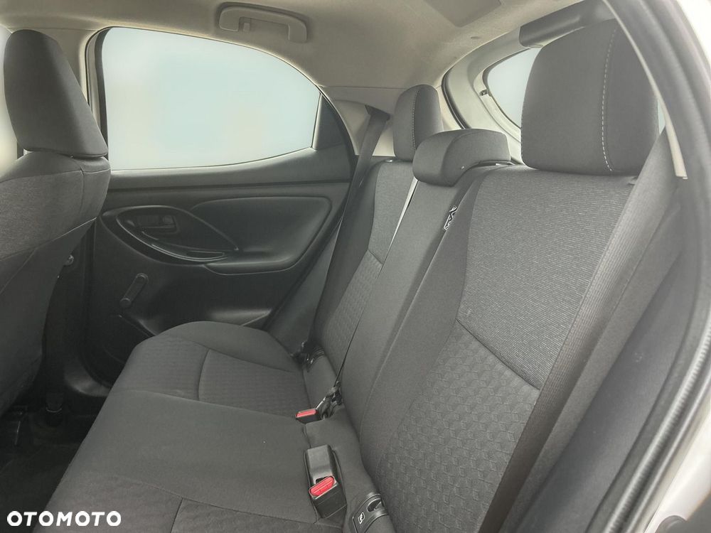 Toyota Yaris - 14