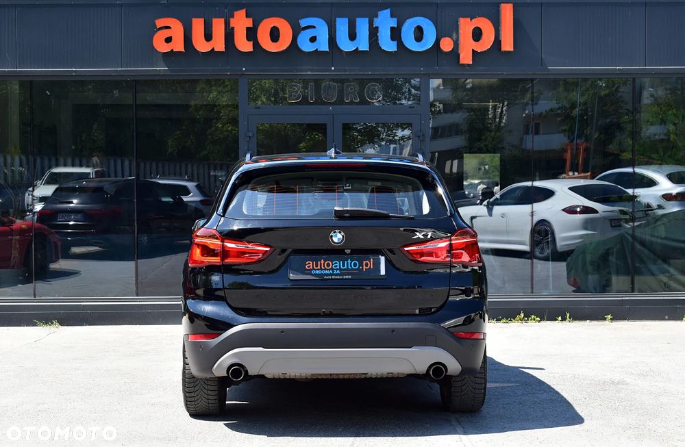 BMW X1 xDrive20i Advantage - 26