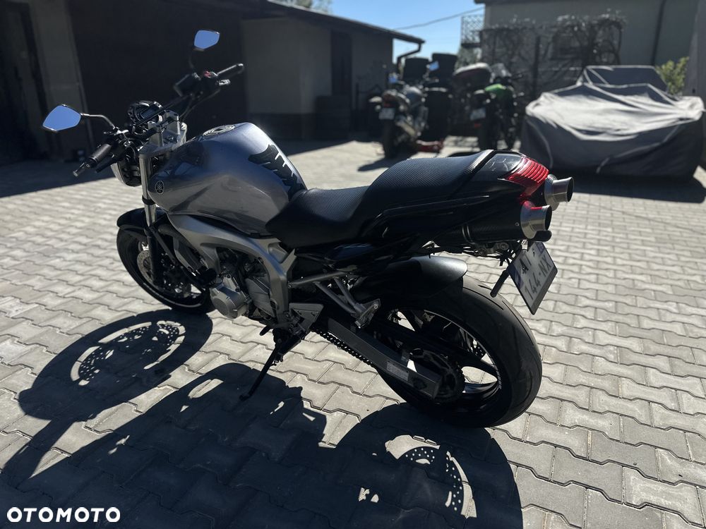 Yamaha FZ6 - 9