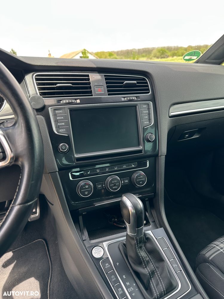 Volkswagen Golf GTD 2.0 TDI SCR DSG - 8