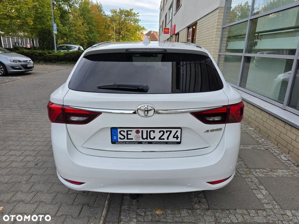 Toyota Avensis - 6