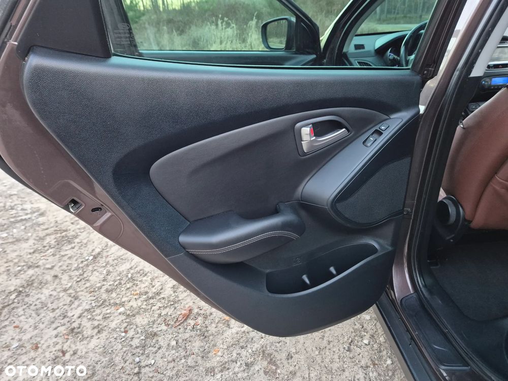 Hyundai ix35 2.0 CRDi Premium 4WD - 38